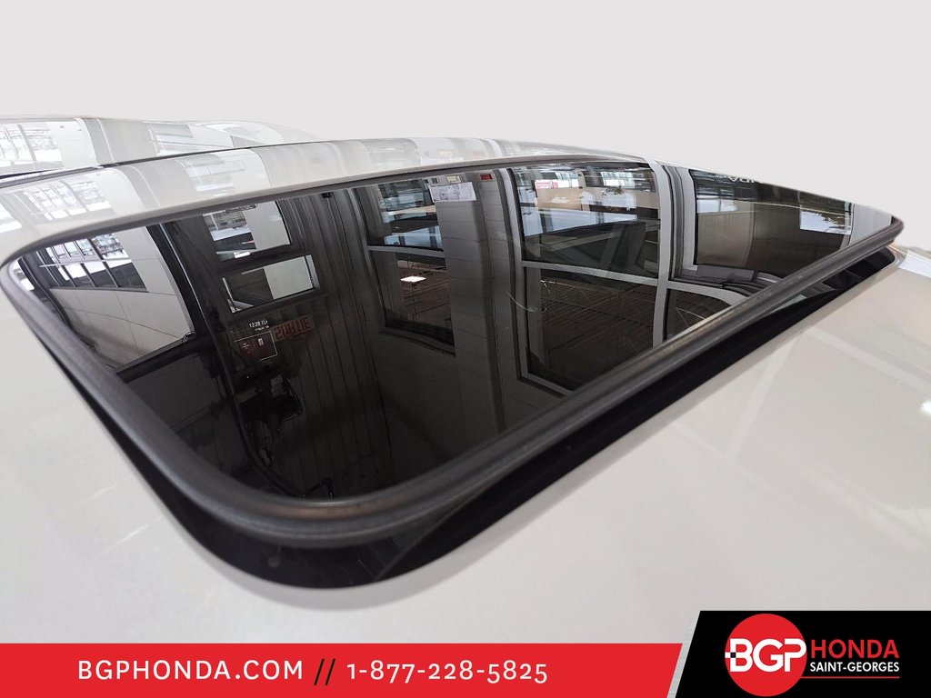 Honda Civic Sedan TOURING 2018 à Saint-Georges, Québec - 18 - w1024h768px