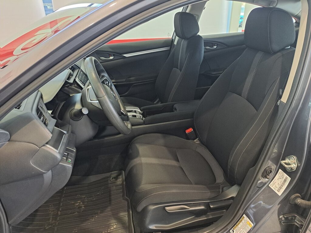 2019  Civic Sedan LX in Saint-Georges, Quebec - 9 - w1024h768px