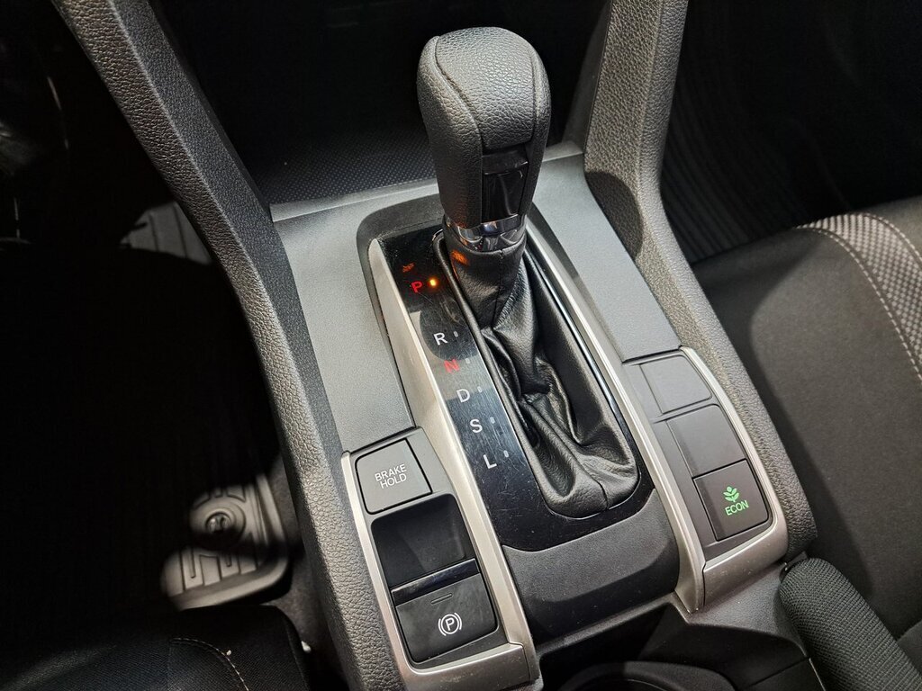 2020  Civic Sedan LX in Saint-Georges, Quebec - 18 - w1024h768px