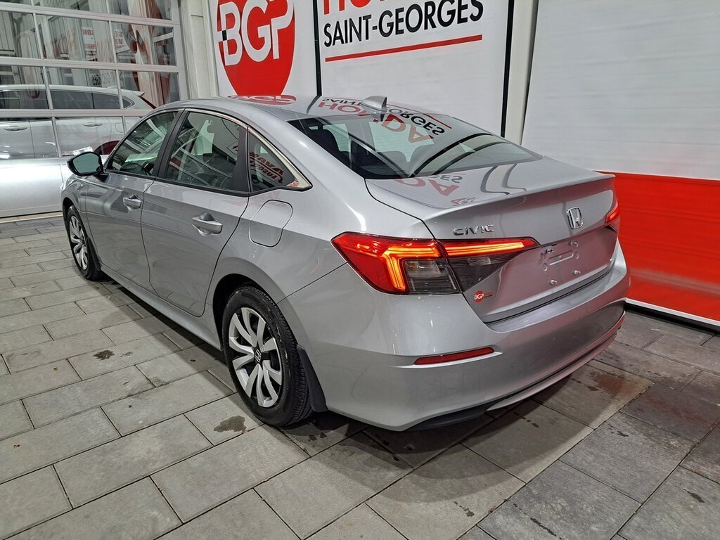 2022  Civic Sedan LX in Saint-Georges, Quebec - 6 - w1024h768px