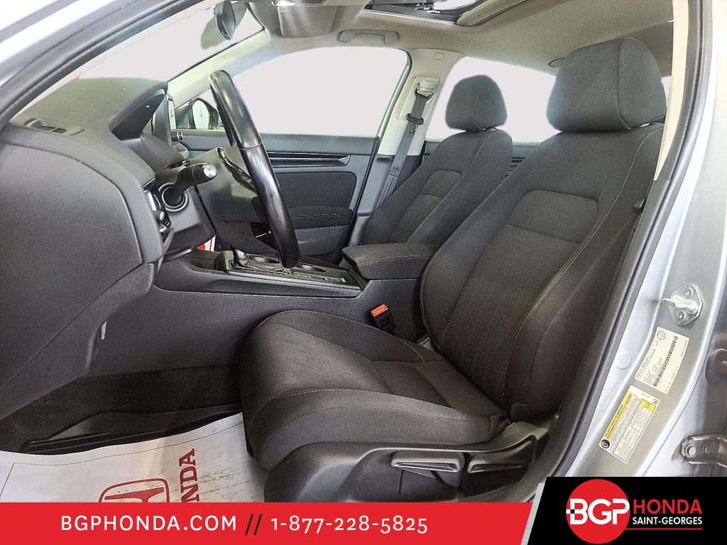 2022 Honda Civic Sedan EX in Saint-Georges, Quebec - 9 - w1024h768px