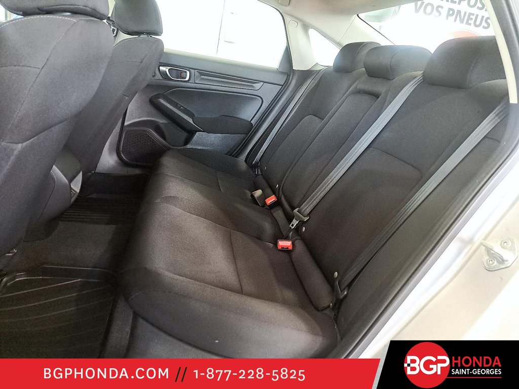 2022 Honda Civic Sedan EX in Saint-Georges, Quebec - 8 - w1024h768px