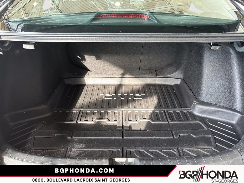 2023 Honda Civic Sedan LX in Saint-Georges, Quebec - 6 - w1024h768px