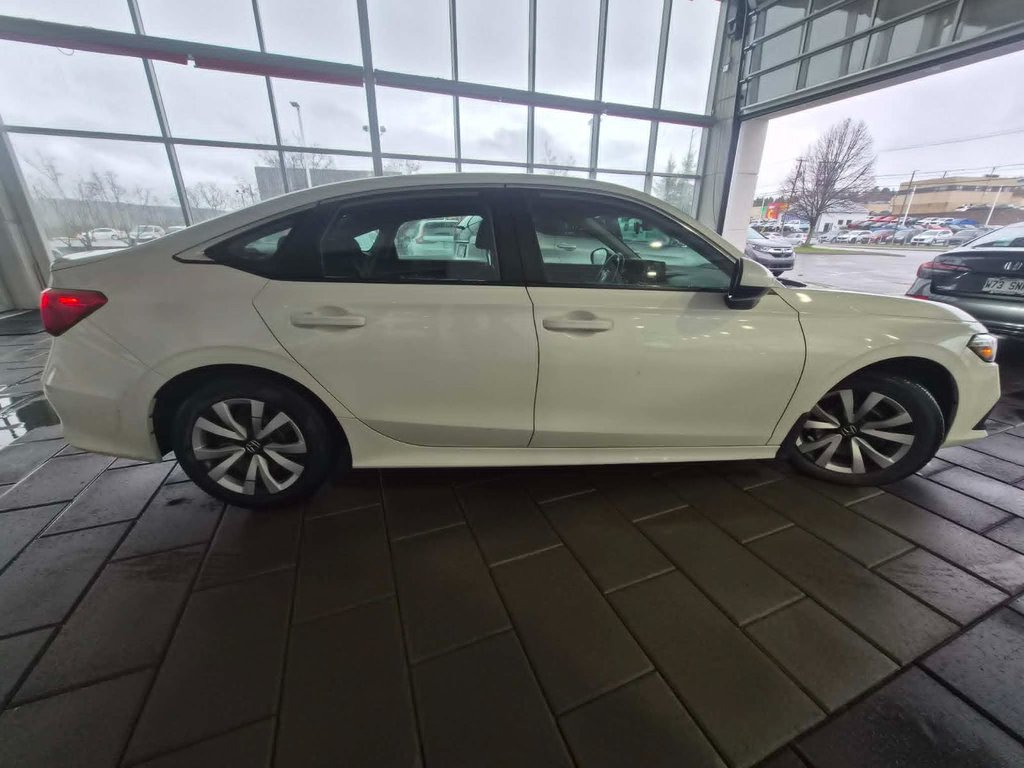 Honda Civic Sedan LX 2024 à Saint-Georges, Québec - 2 - w1024h768px