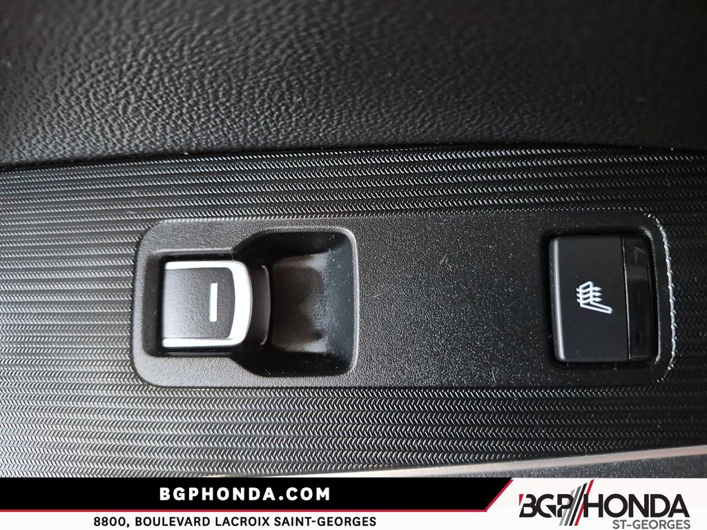 2024 Honda Civic Sedan TOURING in Saint-Georges, Quebec - 12 - w1024h768px