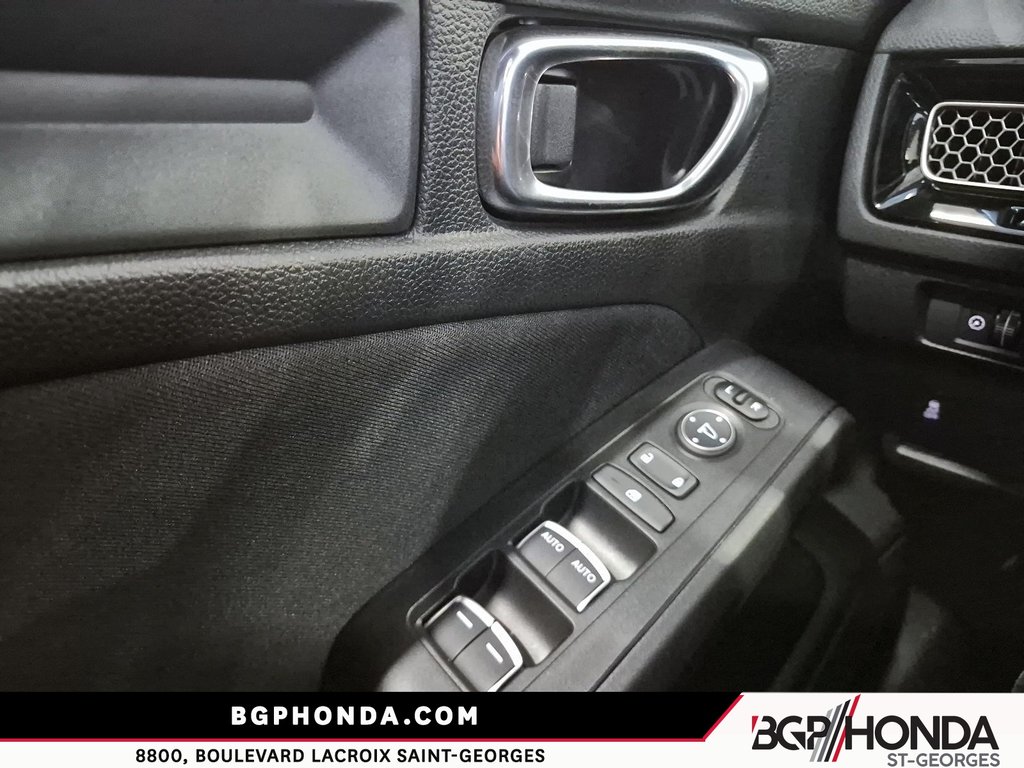 2025 Honda Civic Sedan SPORT in Saint-Georges, Quebec - 11 - w1024h768px