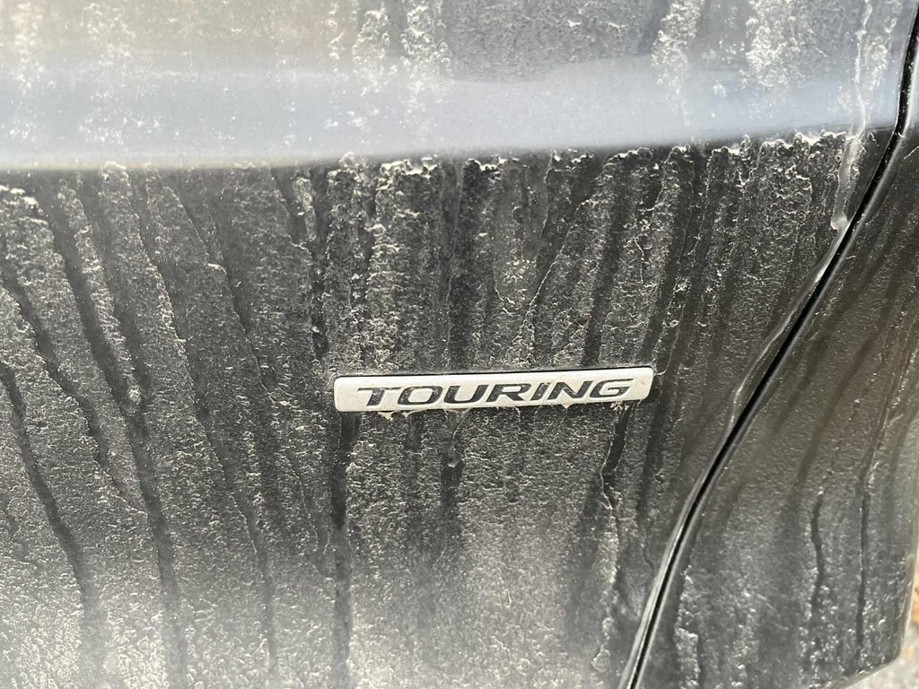 Honda CR-V Hybrid TOURING HYBRID 2023 à Saint-Georges, Québec - 3 - w1024h768px