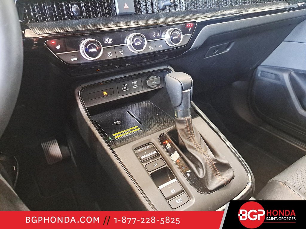 2025 Honda CR-V HYBRID HYBRID TOURING in Saint-Georges, Quebec - 16 - w1024h768px
