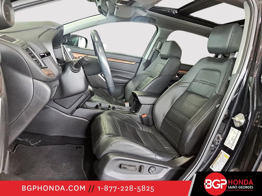 2019 Honda CR-V TOURING in Saint-Georges, Quebec - 9 - w1024h768px