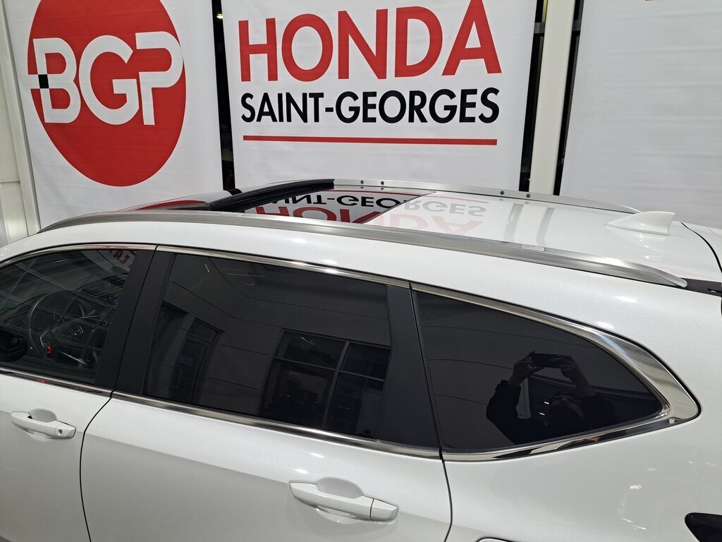 2020  CR-V Touring in Saint-Georges, Quebec - 10 - w1024h768px