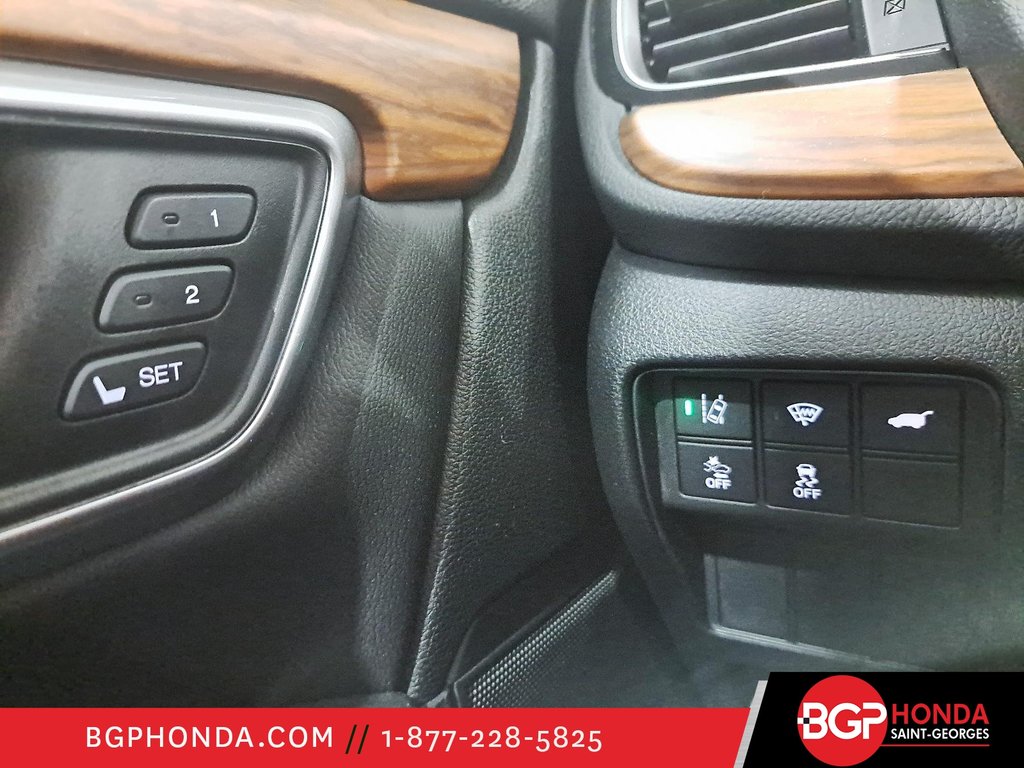 Honda CR-V Touring 2020 à Saint-Georges, Québec - 12 - w1024h768px