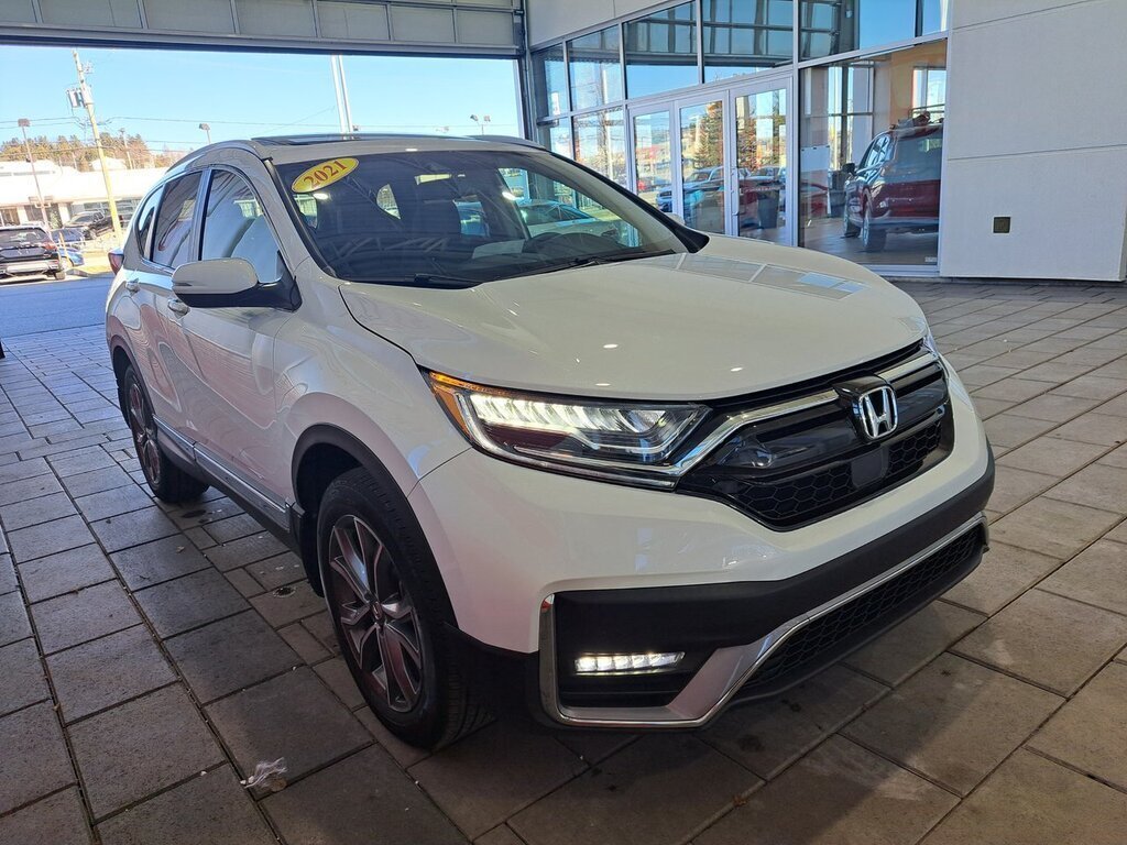 2021  CR-V Touring in Saint-Georges, Quebec - 2 - w1024h768px
