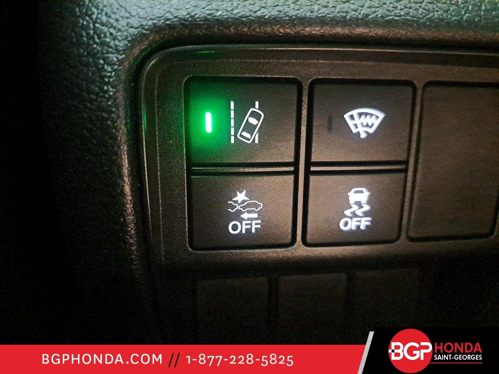 2021 Honda CR-V LX AWD in Saint-Georges, Quebec - 17 - w1024h768px