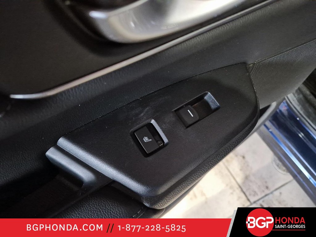 2022 Honda CR-V TOURING in Saint-Georges, Quebec - 13 - w1024h768px
