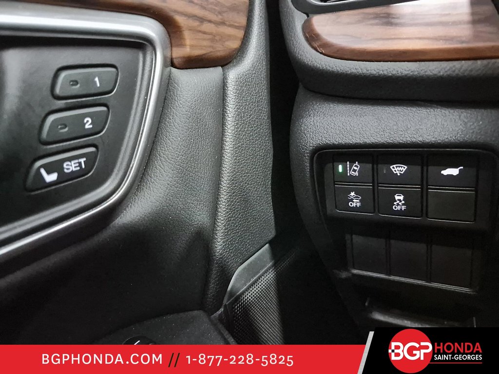 2022 Honda CR-V TOURING in Saint-Georges, Quebec - 19 - w1024h768px