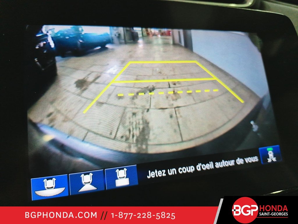 2022 Honda CR-V TOURING in Saint-Georges, Quebec - 30 - w1024h768px