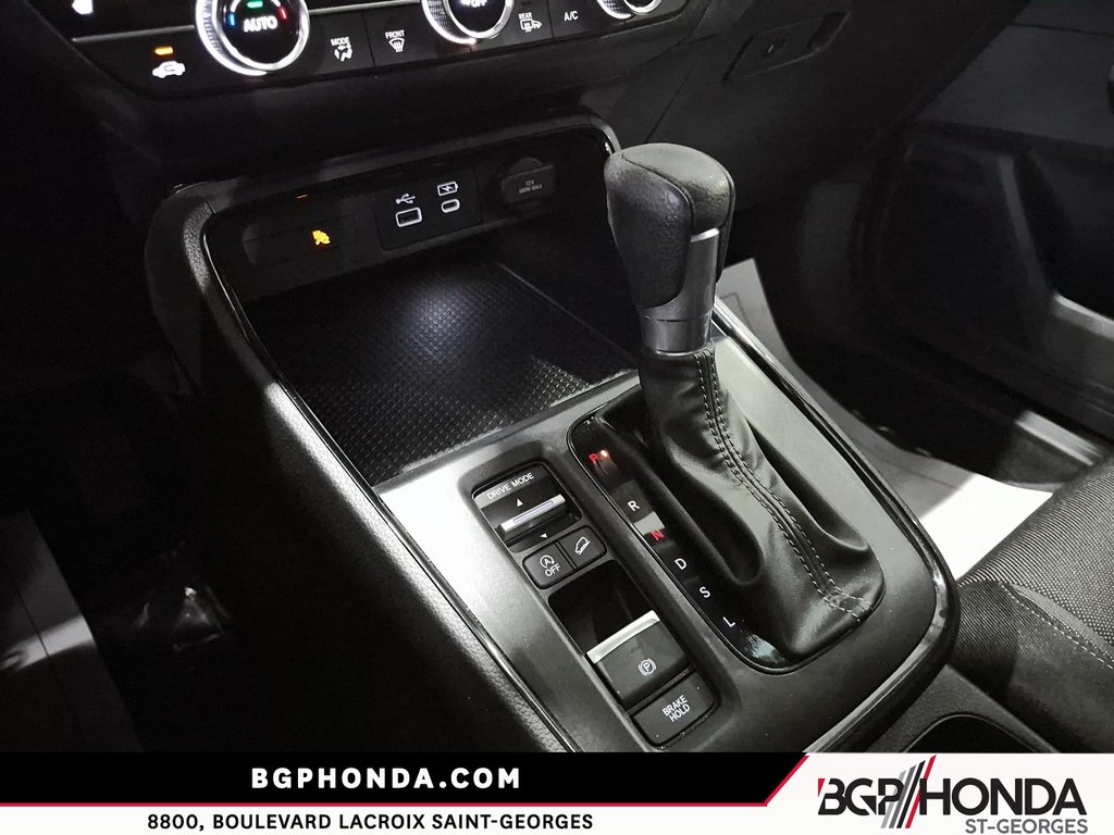 2025 Honda CR-V LX AWD in Saint-Georges, Quebec - 15 - w1024h768px