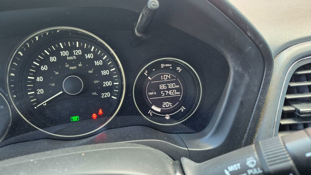 2016 Honda HR-V EX AWD in Saint-Georges, Quebec - 8 - w1024h768px