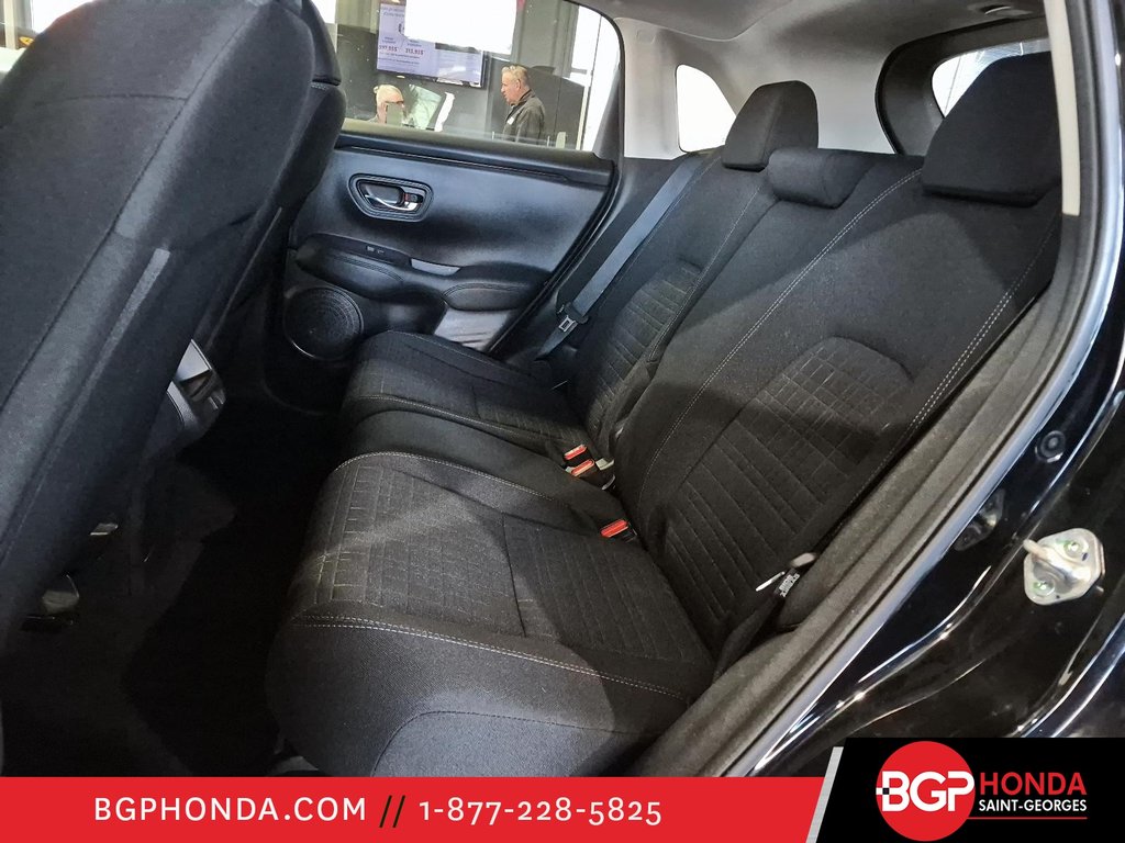 2023 Honda HR-V LX AWD in Saint-Georges, Quebec - 8 - w1024h768px