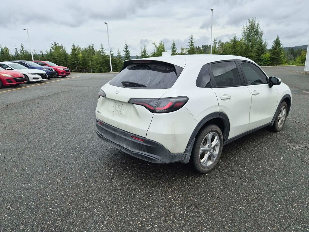 2024 Honda HR-V LX-B in Saint-Georges, Quebec - 4 - w1024h768px