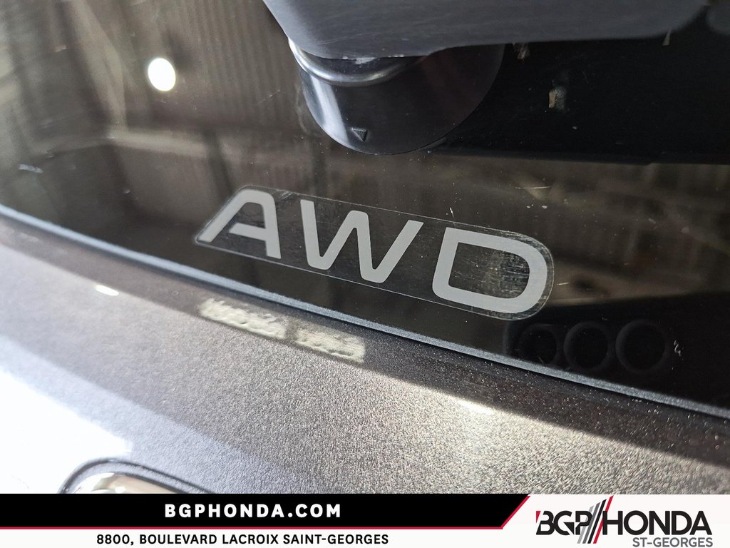 2025 Honda HR-V SPORT in Saint-Georges, Quebec - 17 - w1024h768px