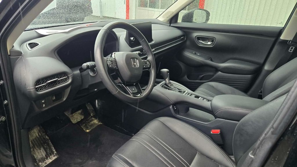 2025 Honda HR-V EX-L NAVY in Saint-Georges, Quebec - 5 - w1024h768px