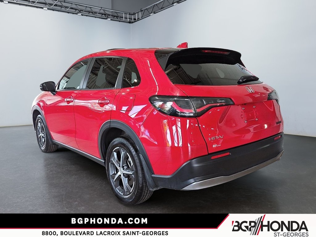 2025 Honda HR-V SPORT in Saint-Georges, Quebec - 4 - w1024h768px