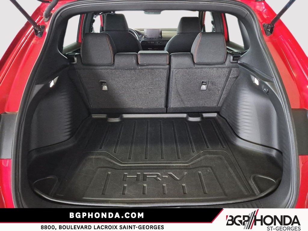 2025 Honda HR-V SPORT in Saint-Georges, Quebec - 6 - w1024h768px