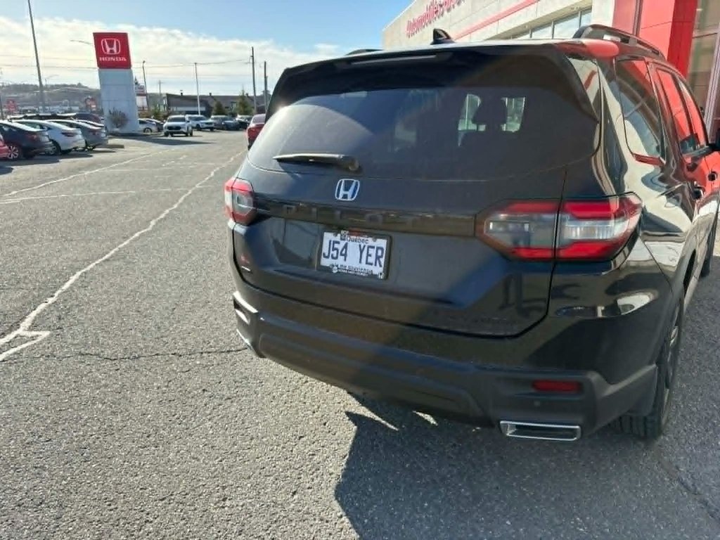 Honda Pilot BLACK EDITION 2023 à Saint-Georges, Québec - 2 - w1024h768px