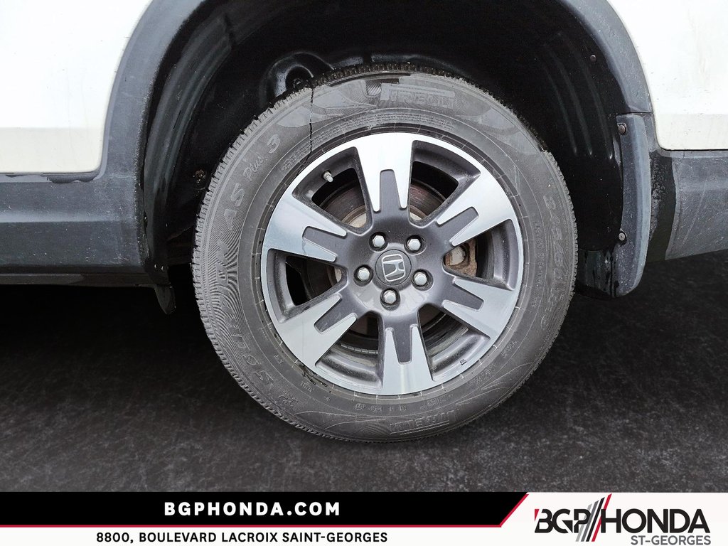 2017 Honda Ridgeline TOURING in Saint-Georges, Quebec - 6 - w1024h768px