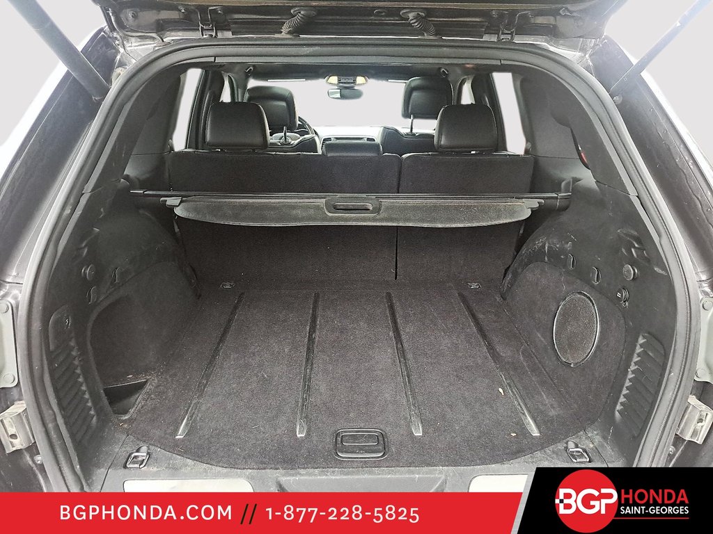2017 Jeep Grand Cherokee OVERLAND in Saint-Georges, Quebec - 6 - w1024h768px