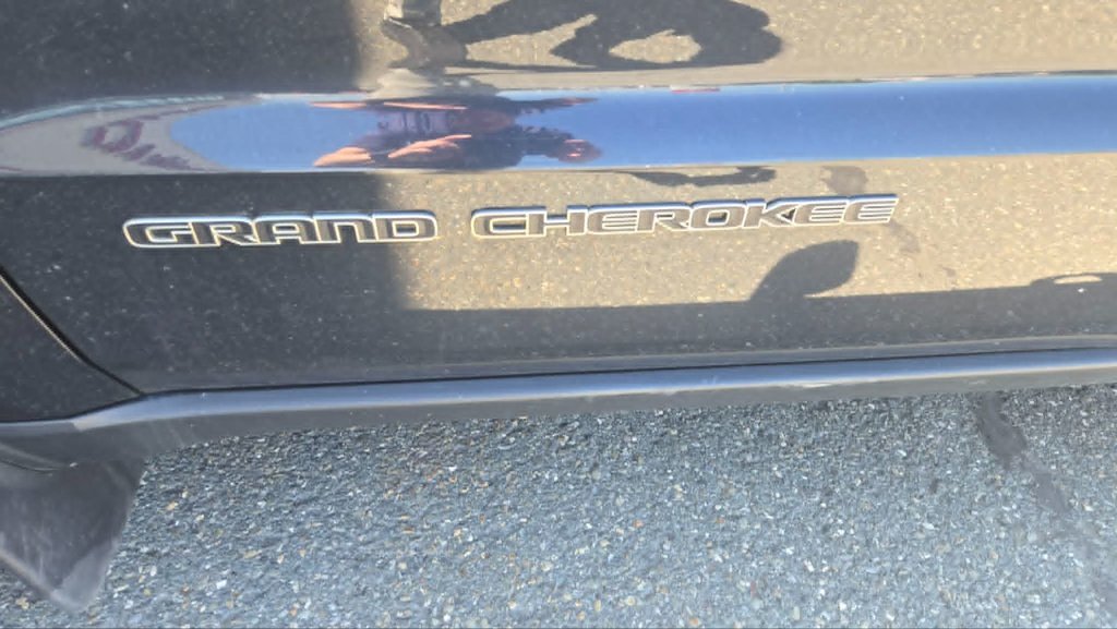 2018 Jeep Grand Cherokee LAREDO in Saint-Georges, Quebec - 7 - w1024h768px