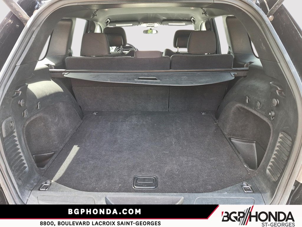 2018 Jeep Grand Cherokee LAREDO in Saint-Georges, Quebec - 6 - w1024h768px