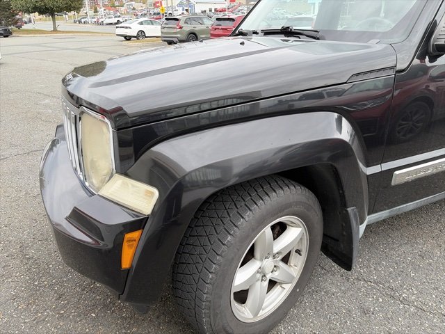 Jeep Liberty LIMITED 2011 à Saint-Georges, Québec - 2 - w1024h768px