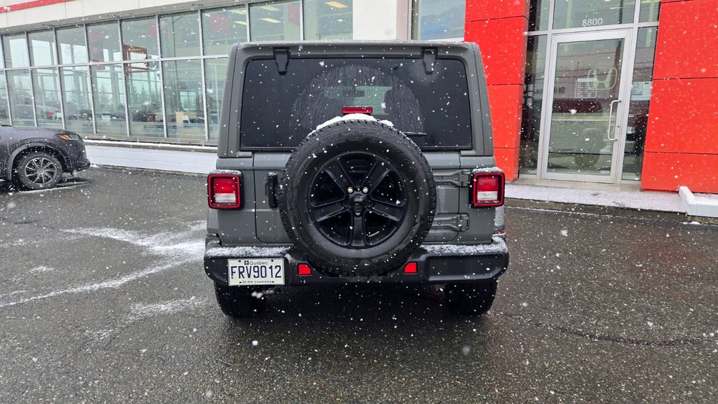 2022 Jeep Wrangler Unlimited Sahara Altitude in Saint-Georges, Quebec - 13 - w1024h768px
