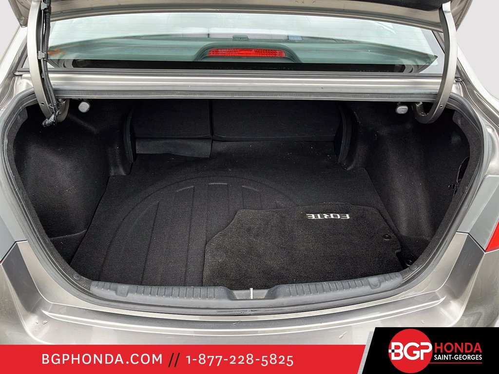 Kia Forte LX 2012 à Saint-Georges, Québec - 6 - w1024h768px