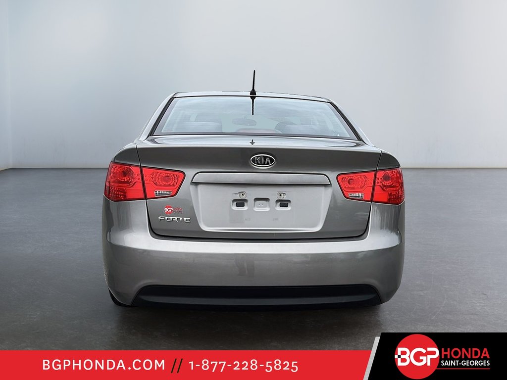 Kia Forte LX 2012 à Saint-Georges, Québec - 3 - w1024h768px