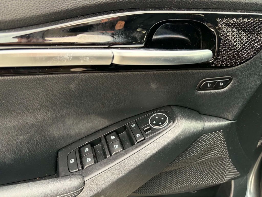 2025 Kia Seltos EX PREMIUM in Saint-Georges, Quebec - 12 - w1024h768px
