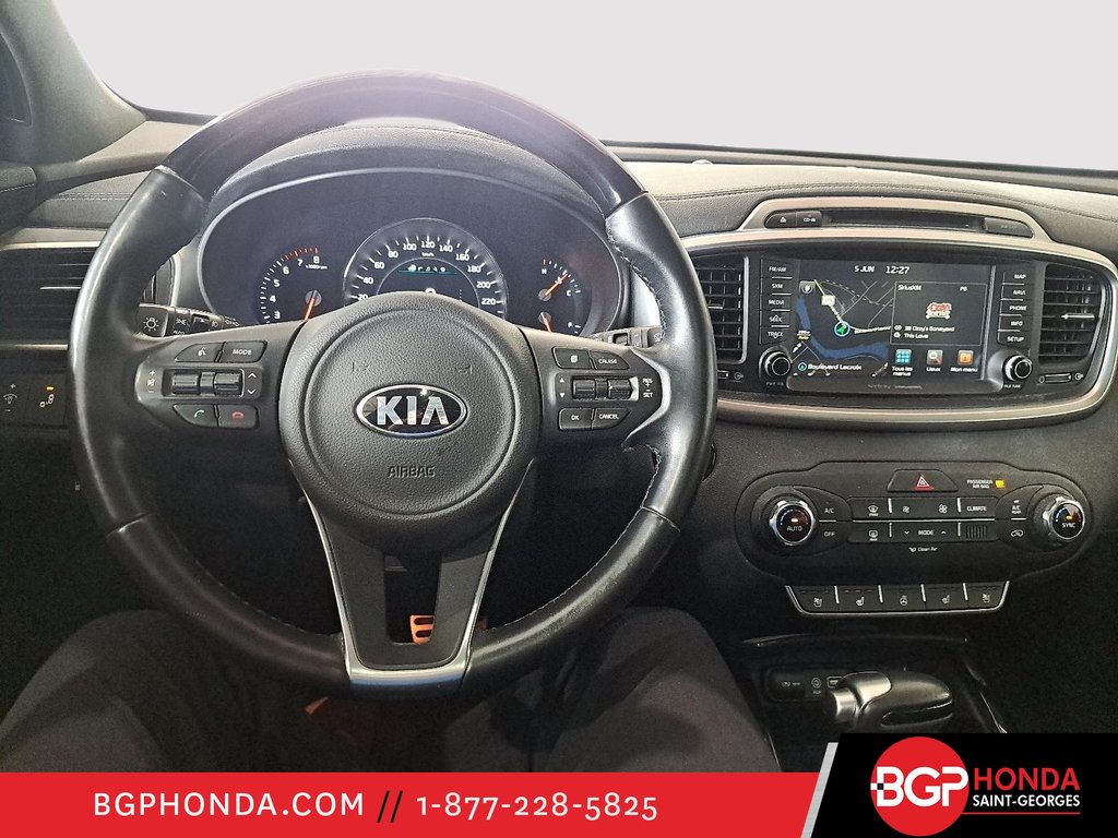 Kia Sorento SX V6 7 PASSAGERS 2017 à Saint-Georges, Québec - 14 - w1024h768px