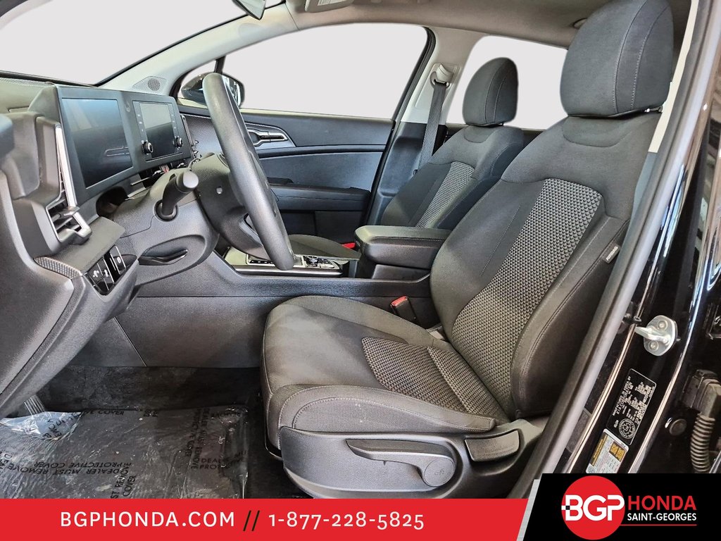 2024 Kia Sportage LX AWD in Saint-Georges, Quebec - 10 - w1024h768px