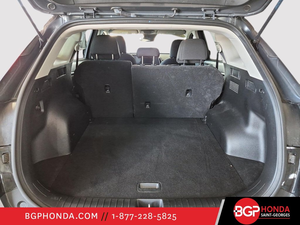 2024 Kia Sportage LX AWD in Saint-Georges, Quebec - 6 - w1024h768px