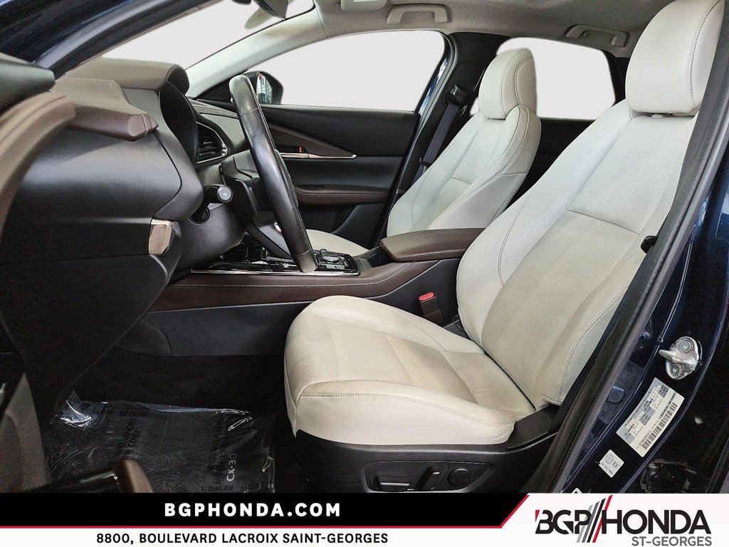 2023 Mazda CX-30 GT in Saint-Georges, Quebec - 9 - w1024h768px
