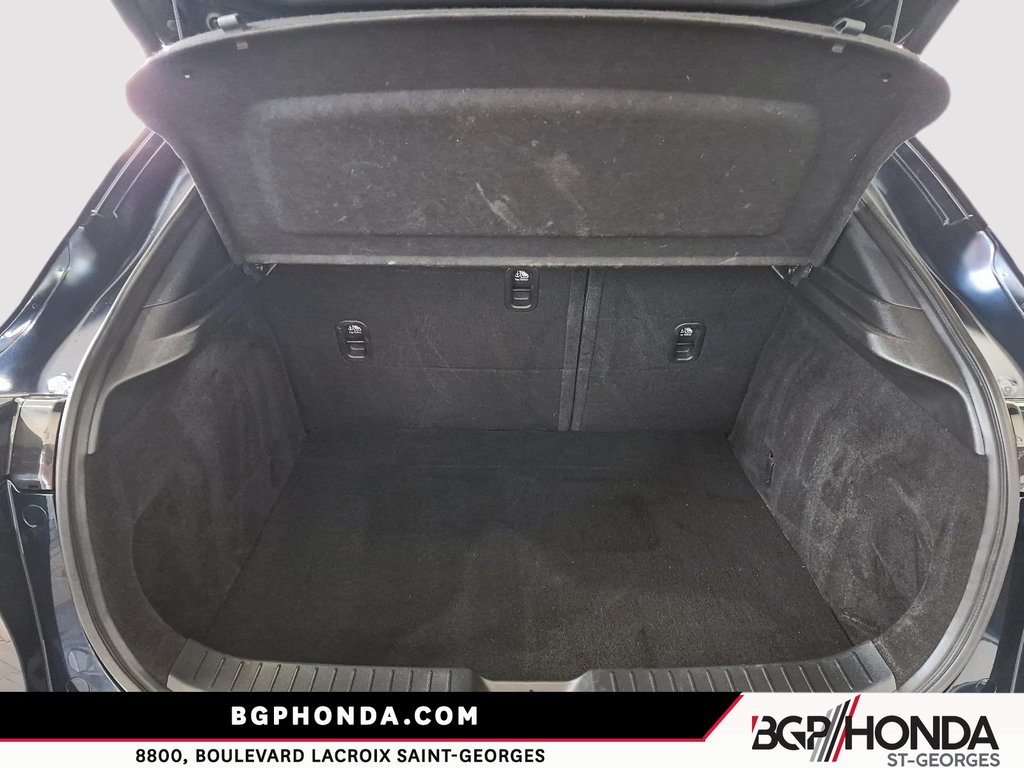2023 Mazda CX-30 GT in Saint-Georges, Quebec - 6 - w1024h768px