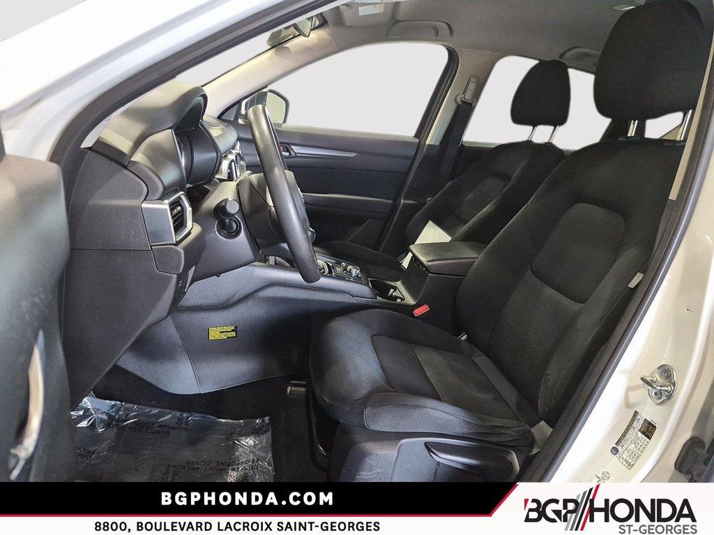 2017 Mazda CX-5 GX in Saint-Georges, Quebec - 9 - w1024h768px