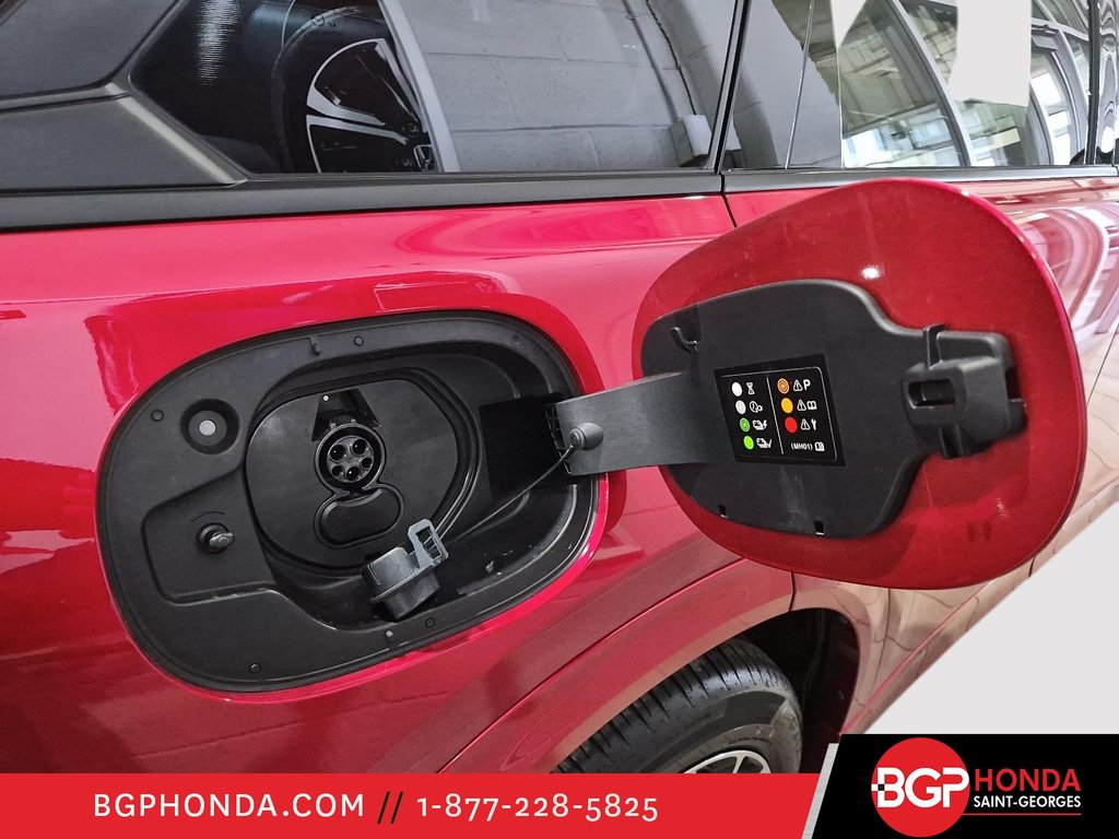 2025 Mazda CX-70 PHEV GT PHEV in Saint-Georges, Quebec - 13 - w1024h768px