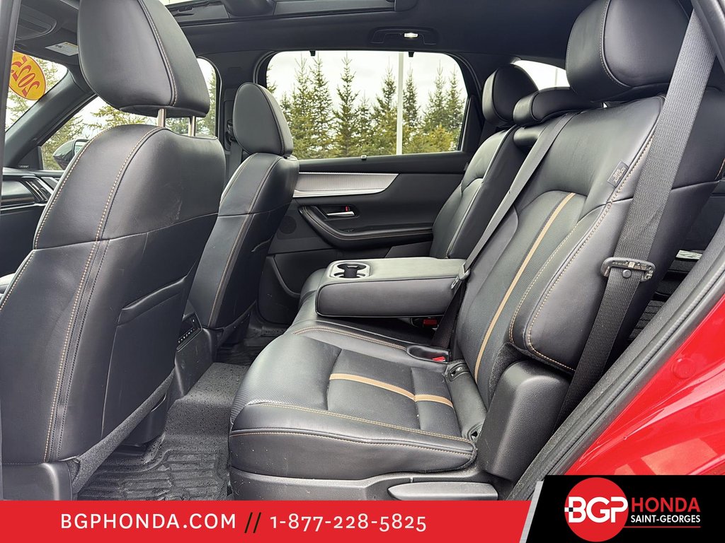 2025 Mazda CX-70 PHEV GT PHEV in Saint-Georges, Quebec - 8 - w1024h768px