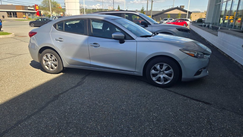 2017 Mazda 3 GX in Saint-Georges, Quebec - 1 - w1024h768px
