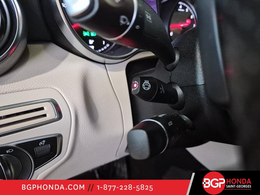 2018 Mercedes-Benz C-Class C 300 in Saint-Georges, Quebec - 14 - w1024h768px