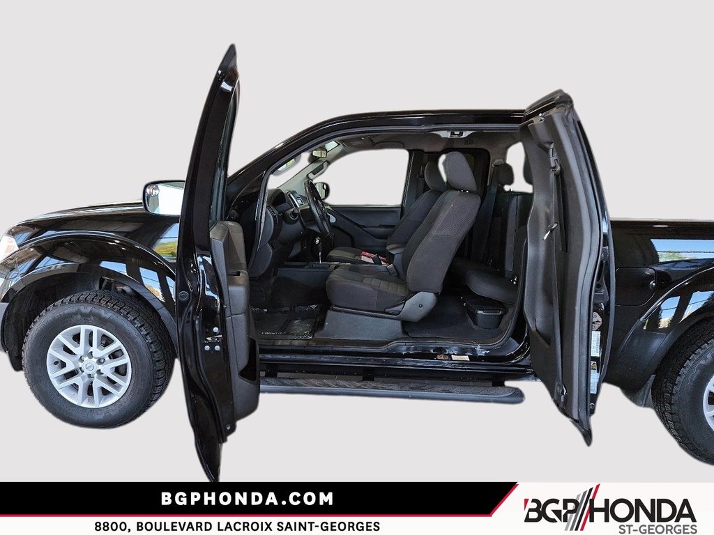 Nissan Frontier S 2015 à Saint-Georges, Québec - 6 - w1024h768px