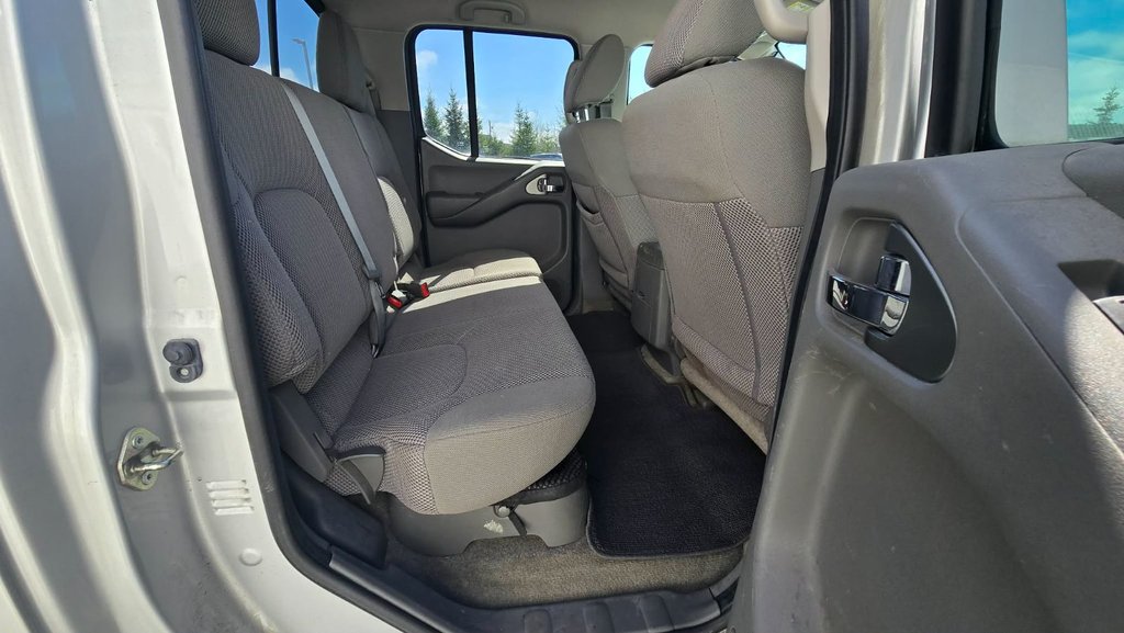 Nissan Frontier SV 4X4 2017 à Saint-Georges, Québec - 6 - w1024h768px